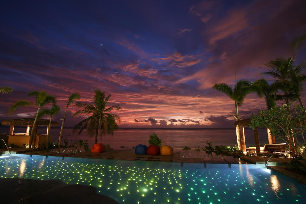 Dusit Thani Guam Resort Tumon Exteriör bild
