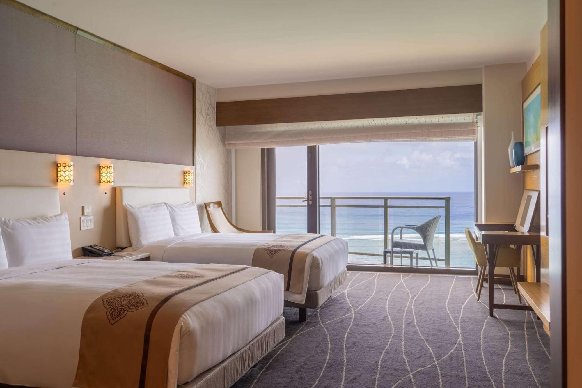 Dusit Thani Guam Resort Tumon Exteriör bild